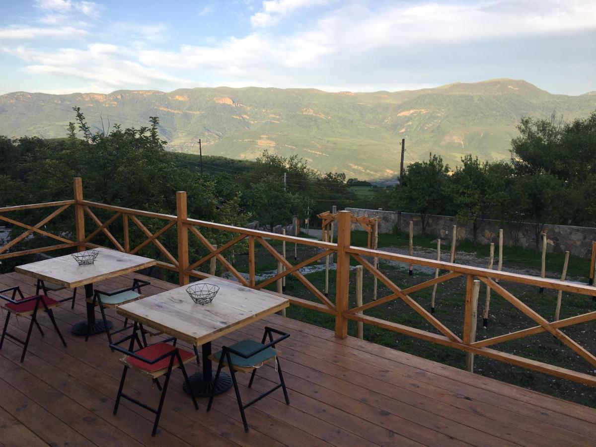Berkri Gastro Yard & Guest House Yenokavan المظهر الخارجي الصورة