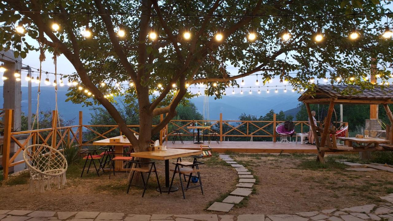 Berkri Gastro Yard & Guest House Yenokavan المظهر الخارجي الصورة