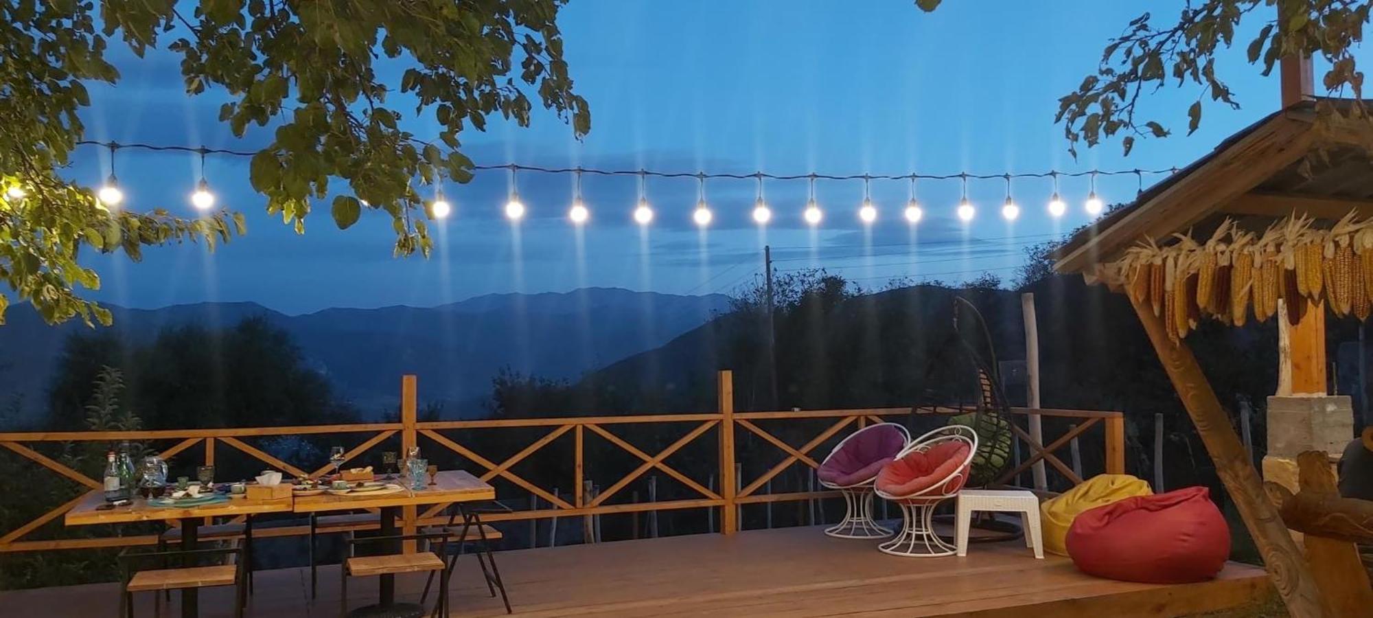 Berkri Gastro Yard & Guest House Yenokavan المظهر الخارجي الصورة
